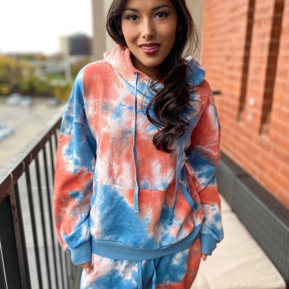 Tie Dye Sweatshirt & sweatpants